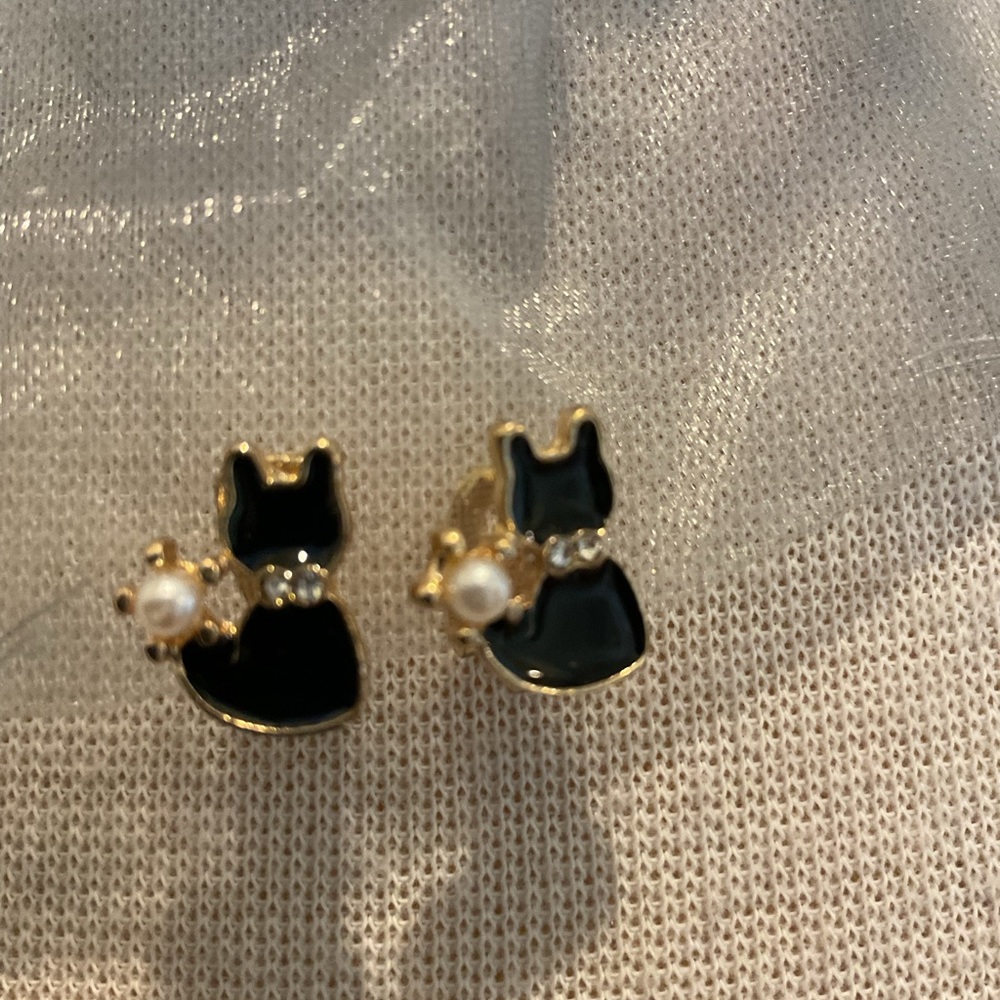 Black Cat Clip Earrings